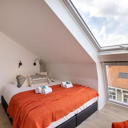 Duplex-Apartment With Terrace On Top Location In Гент Екстериор снимка